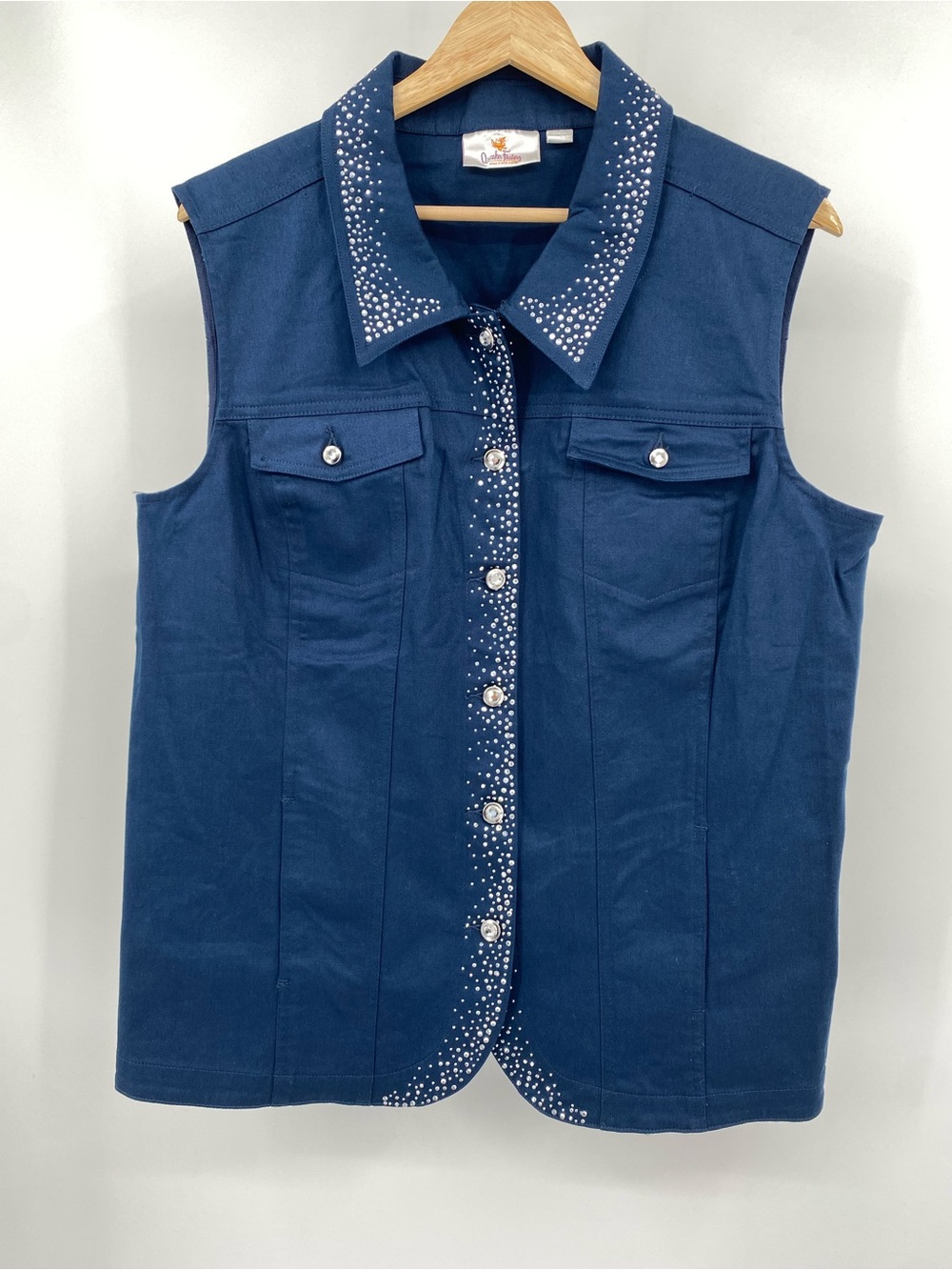 Quacker Factory Navy Sleeveless Embellished Button Vest Size L
